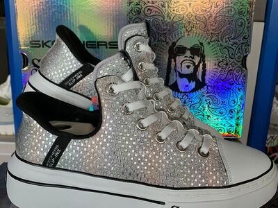 Schuhe von Skechers: Ansicht rechts: ONE-DISCO SNOOP DOGG SKECHERS SLIP_INS