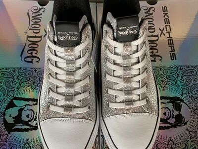 Schuhe von Skechers: Ansicht von oben - Skechers: ONE-DISCO SNOOP DOGG SKECHERS SLIP_INS